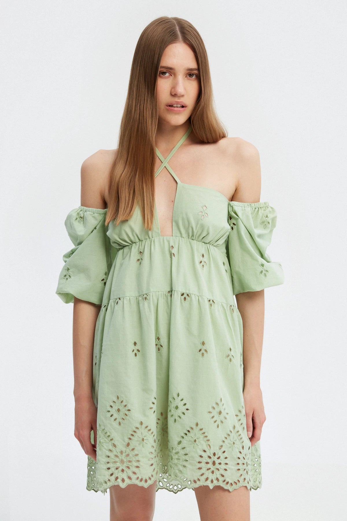 Pistachio short dress made of 100% cotton