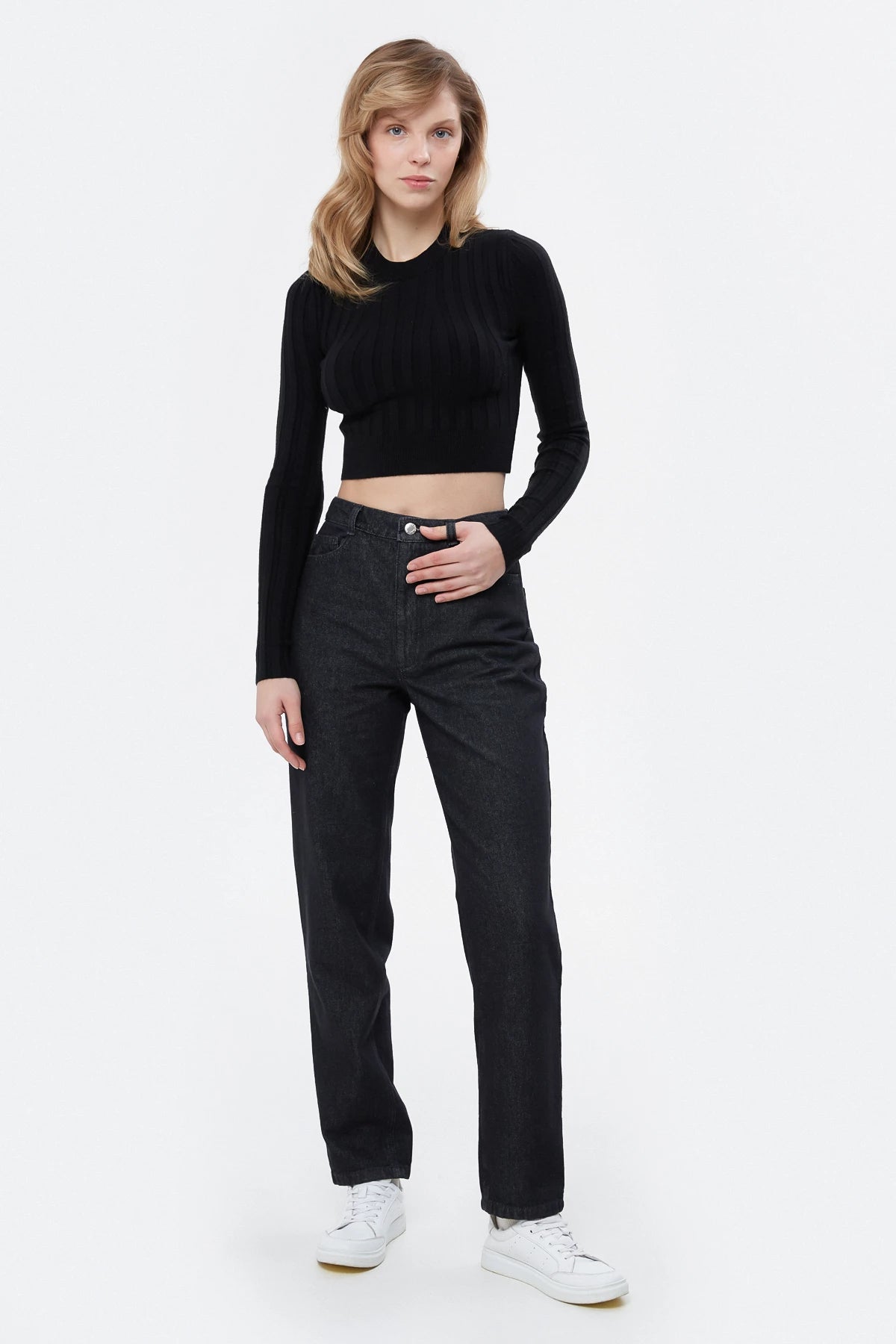 Mom fit black denim jeans