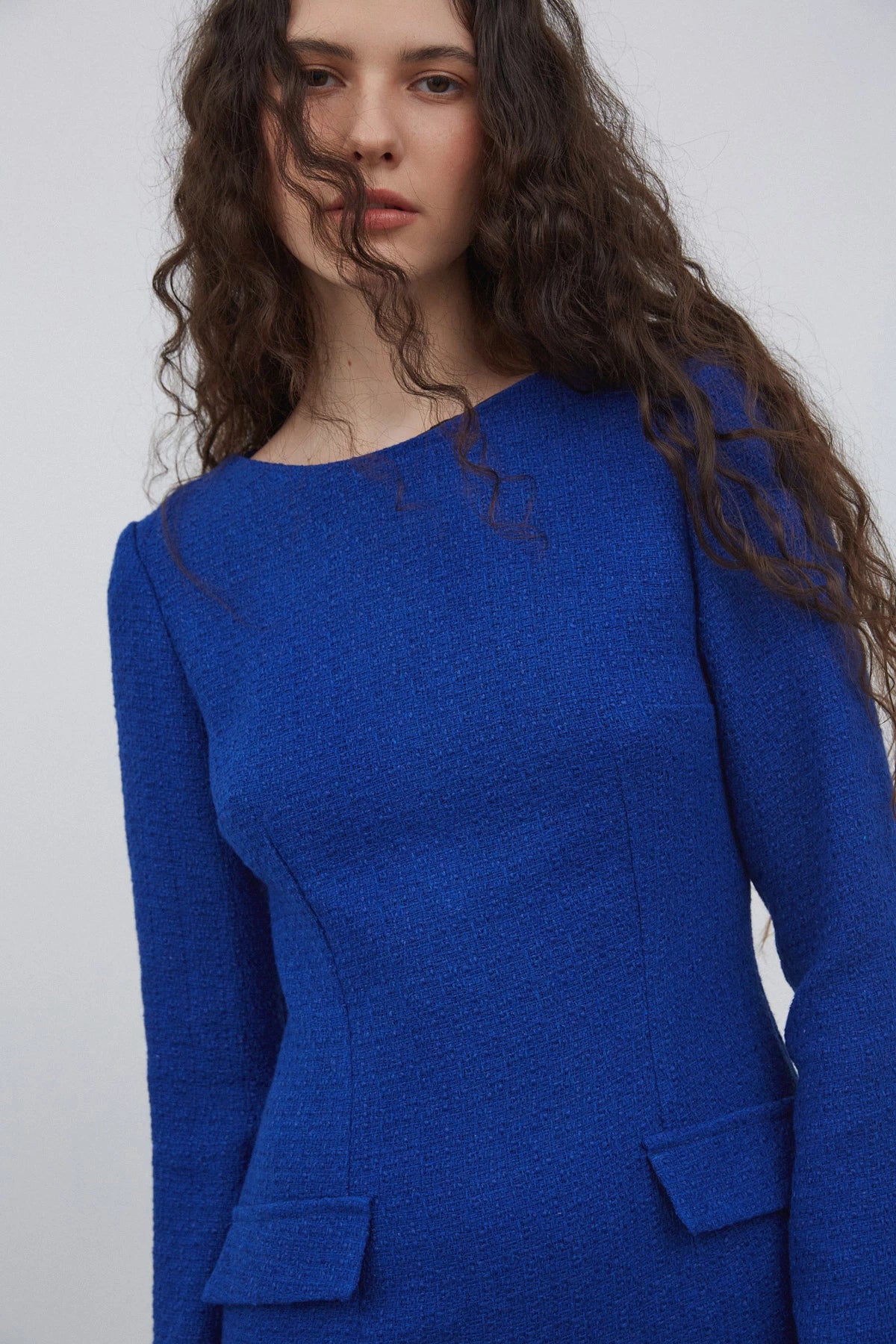 Short electric blue tweed dress with cotton