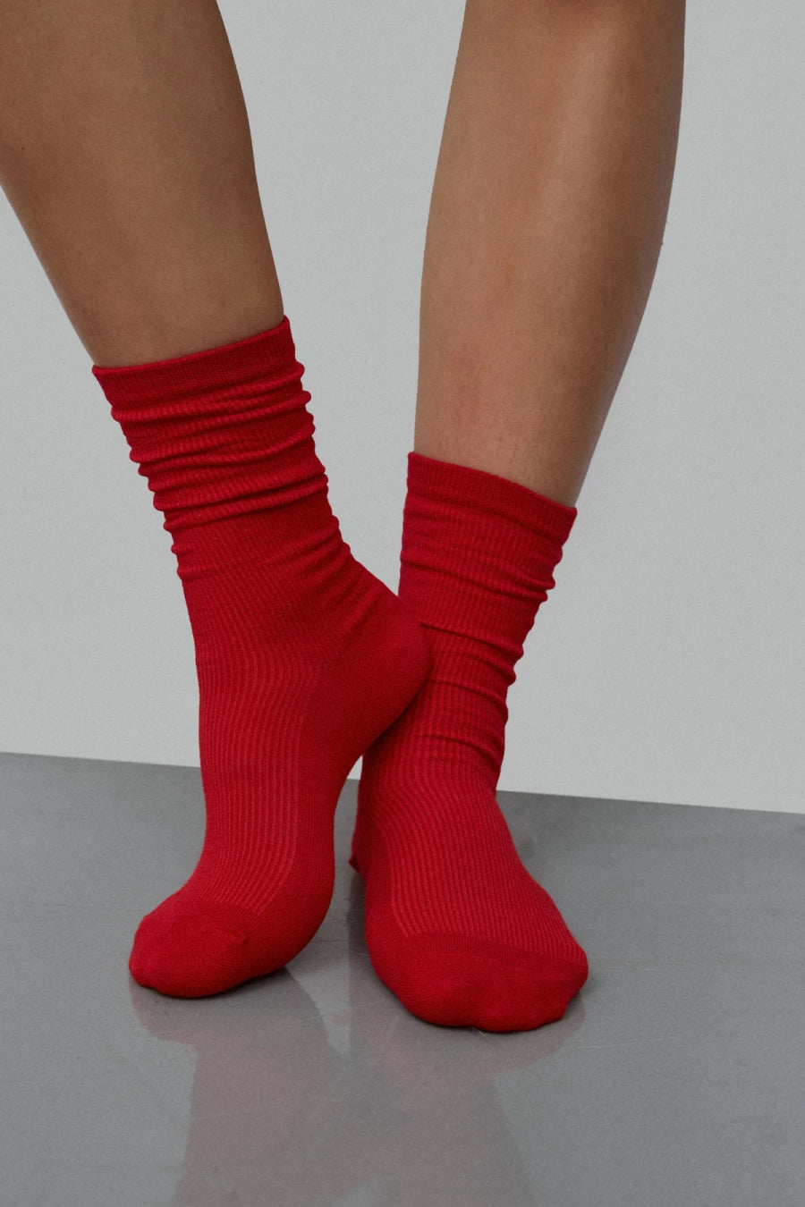 Red high socks in a rib of cotton