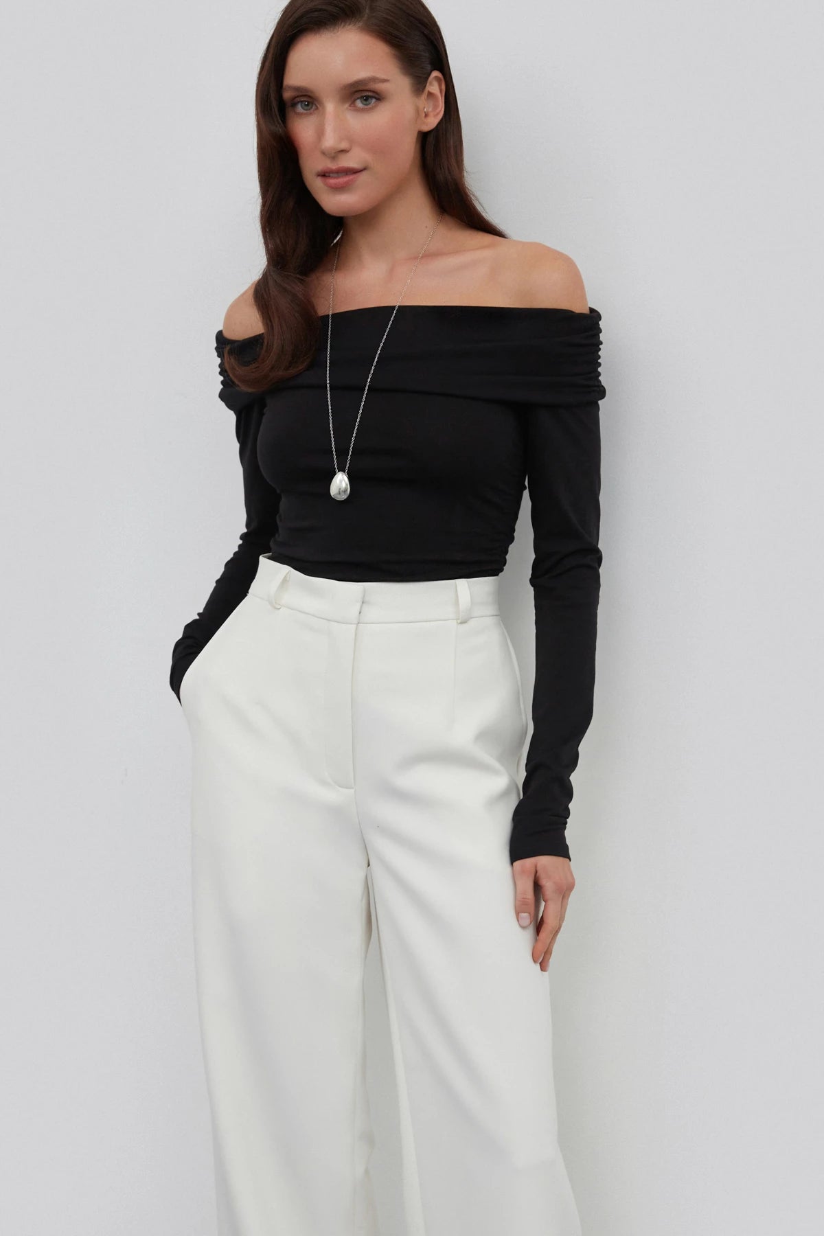 Black open shoulder cotton jumper