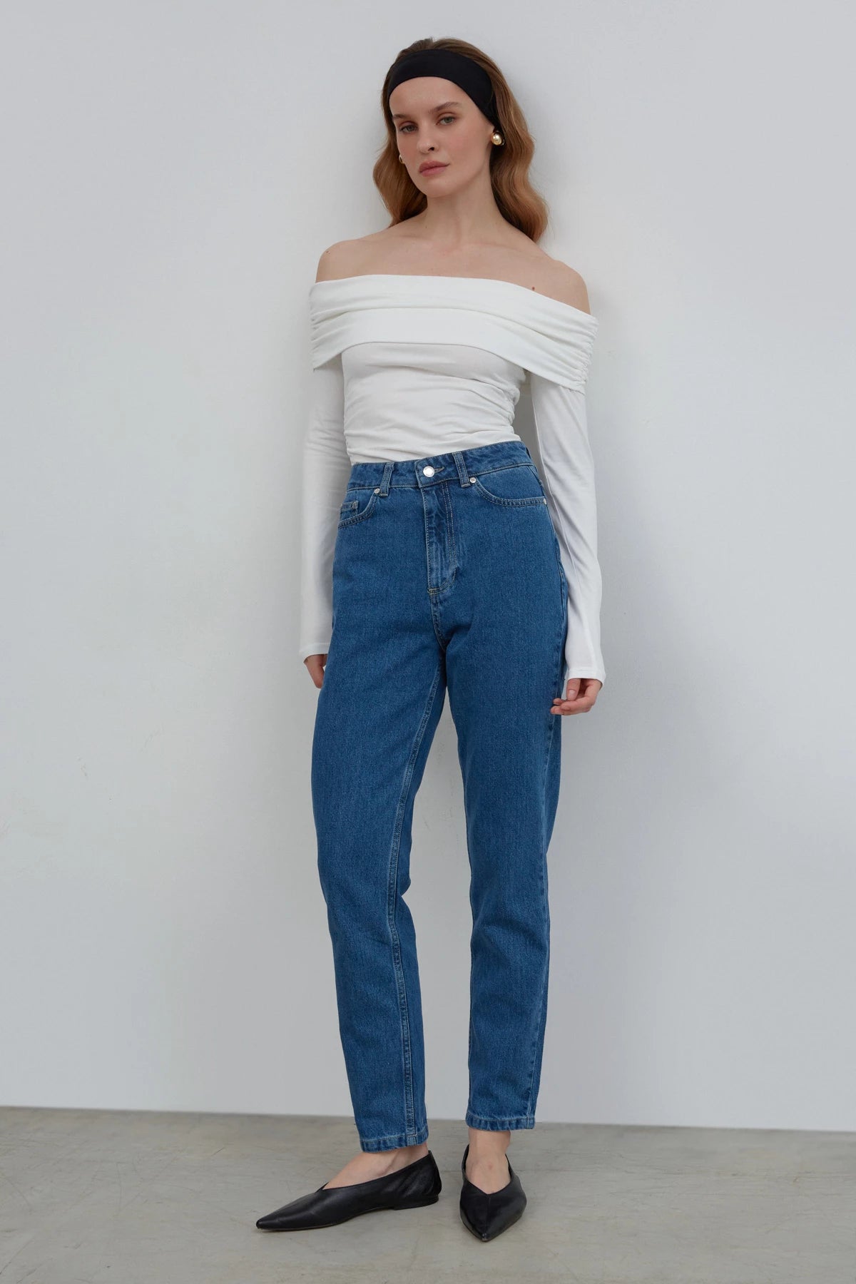 Mom fit jeans in blue denim