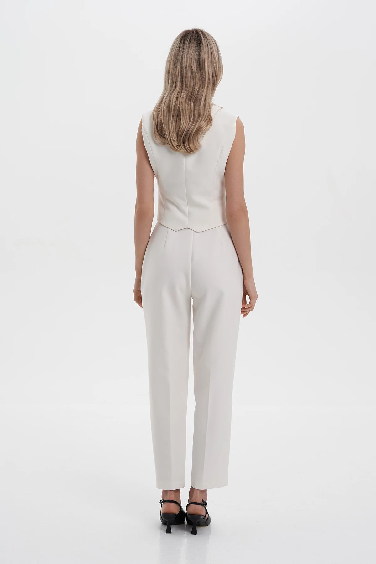 Classic cropped milky pants with viscose