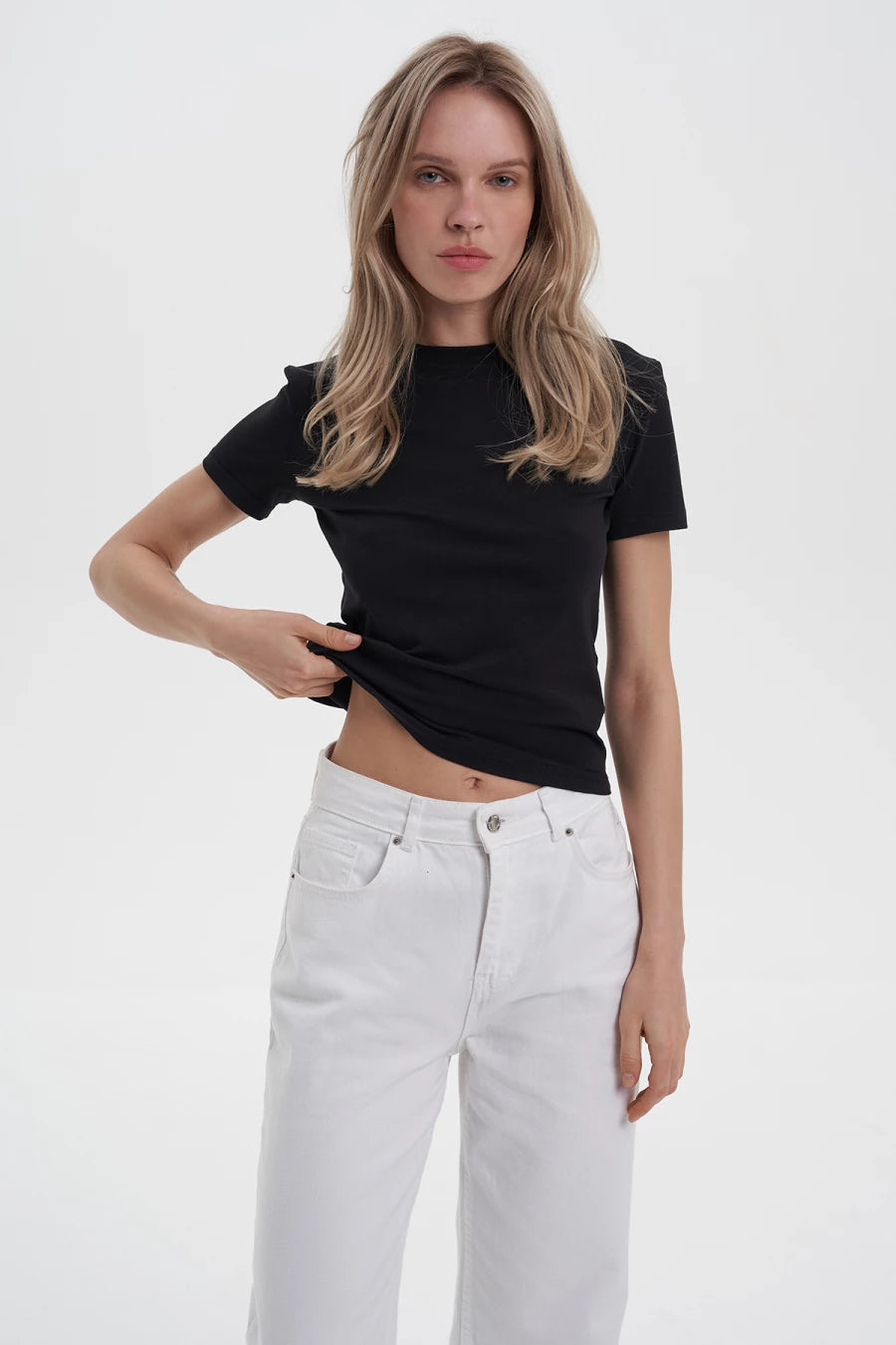 Basic black cotton T-shirt