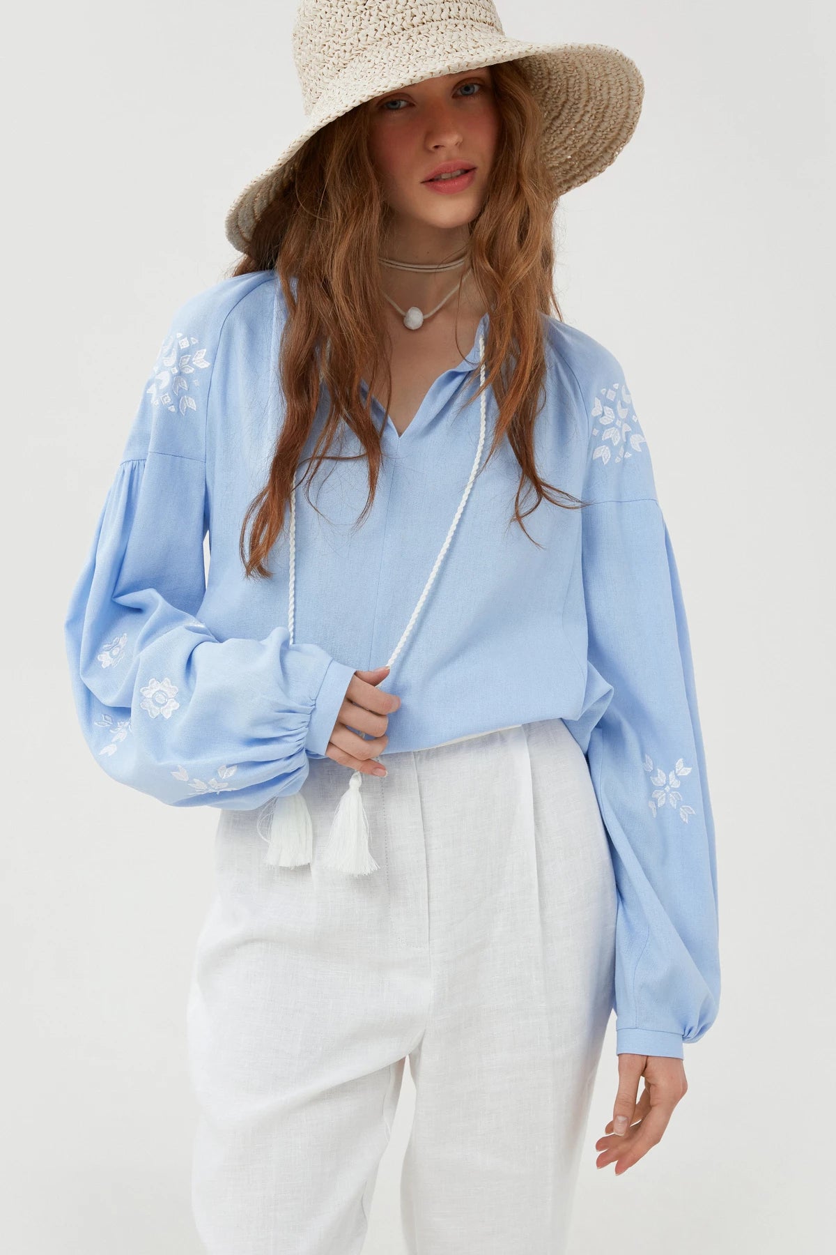 Embroidered shirt "Malvy" with blue linen