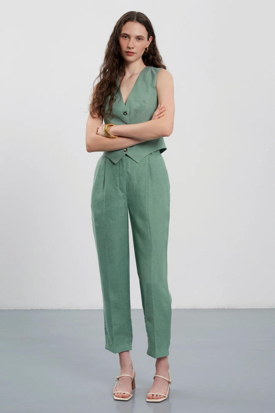 Olive green 100% linen cropped pants