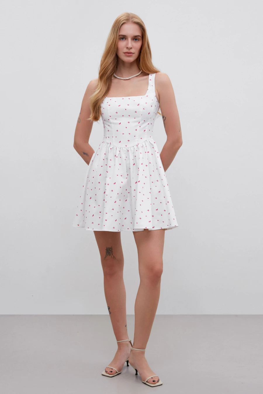 White short sundress in in "pink flowers" print with cotton