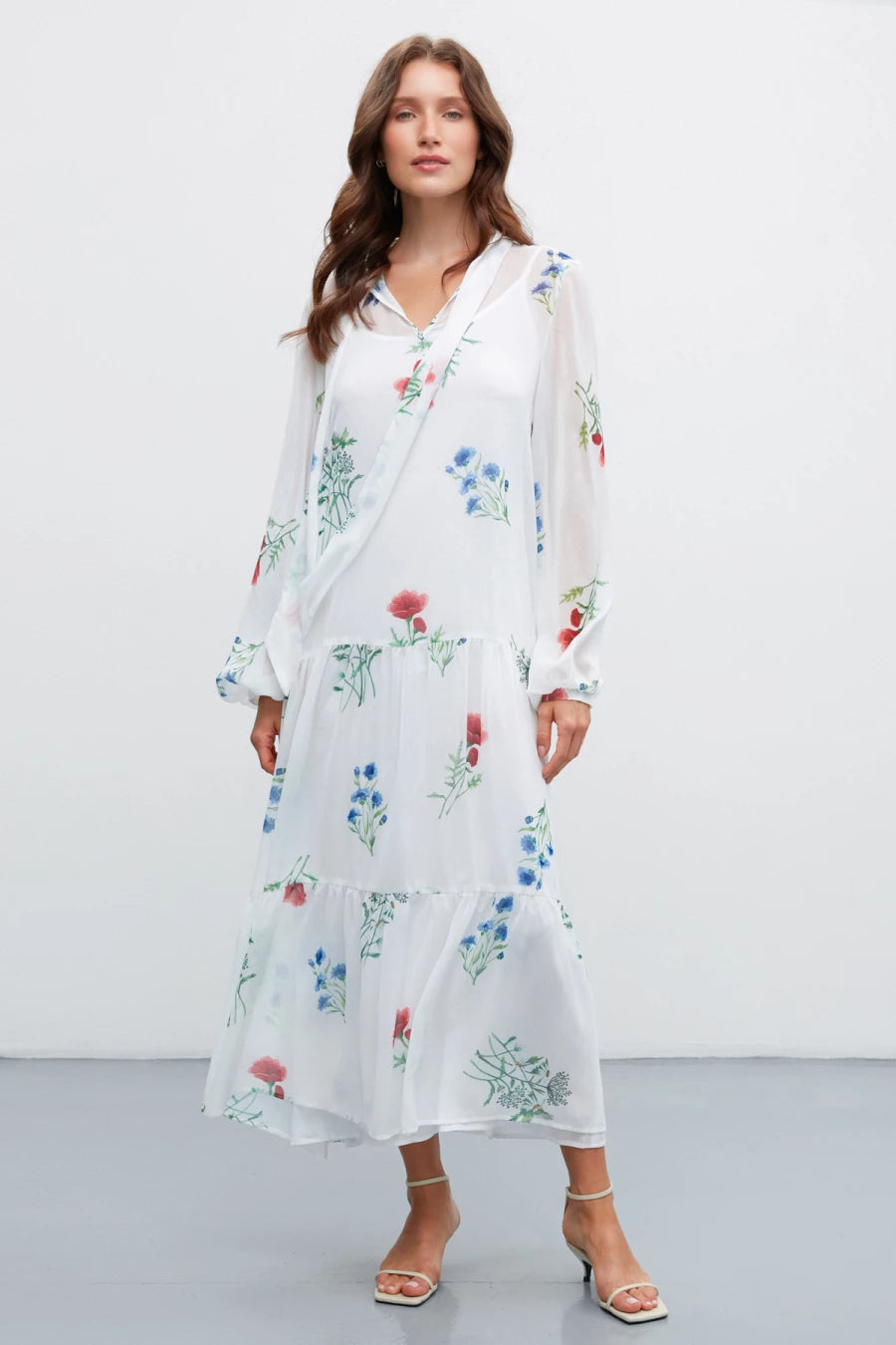 Loose midi dress made of chiffon in the author's "field flowers" print