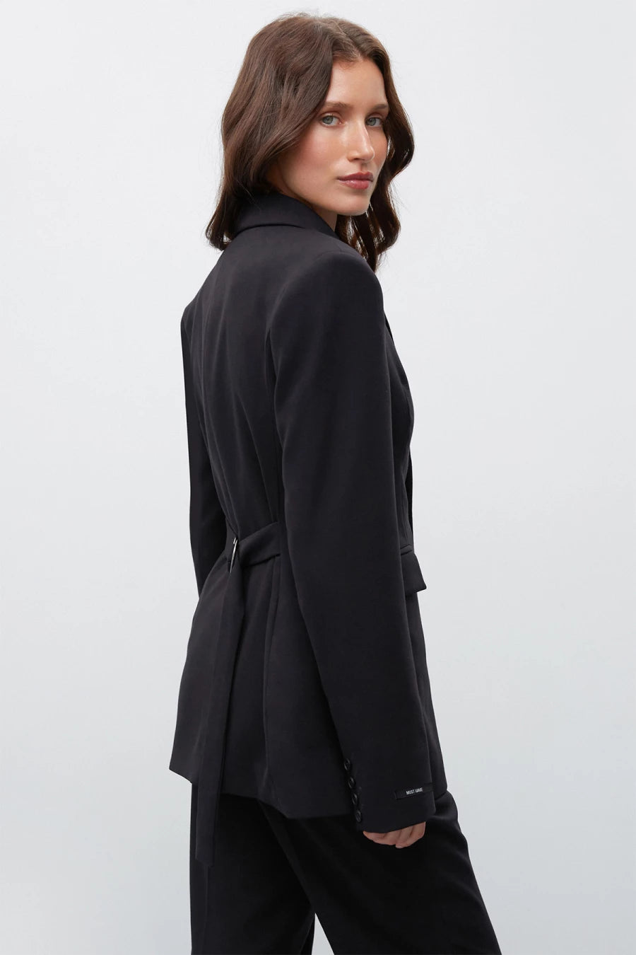 Black single-breasted fitted jacket with viscose