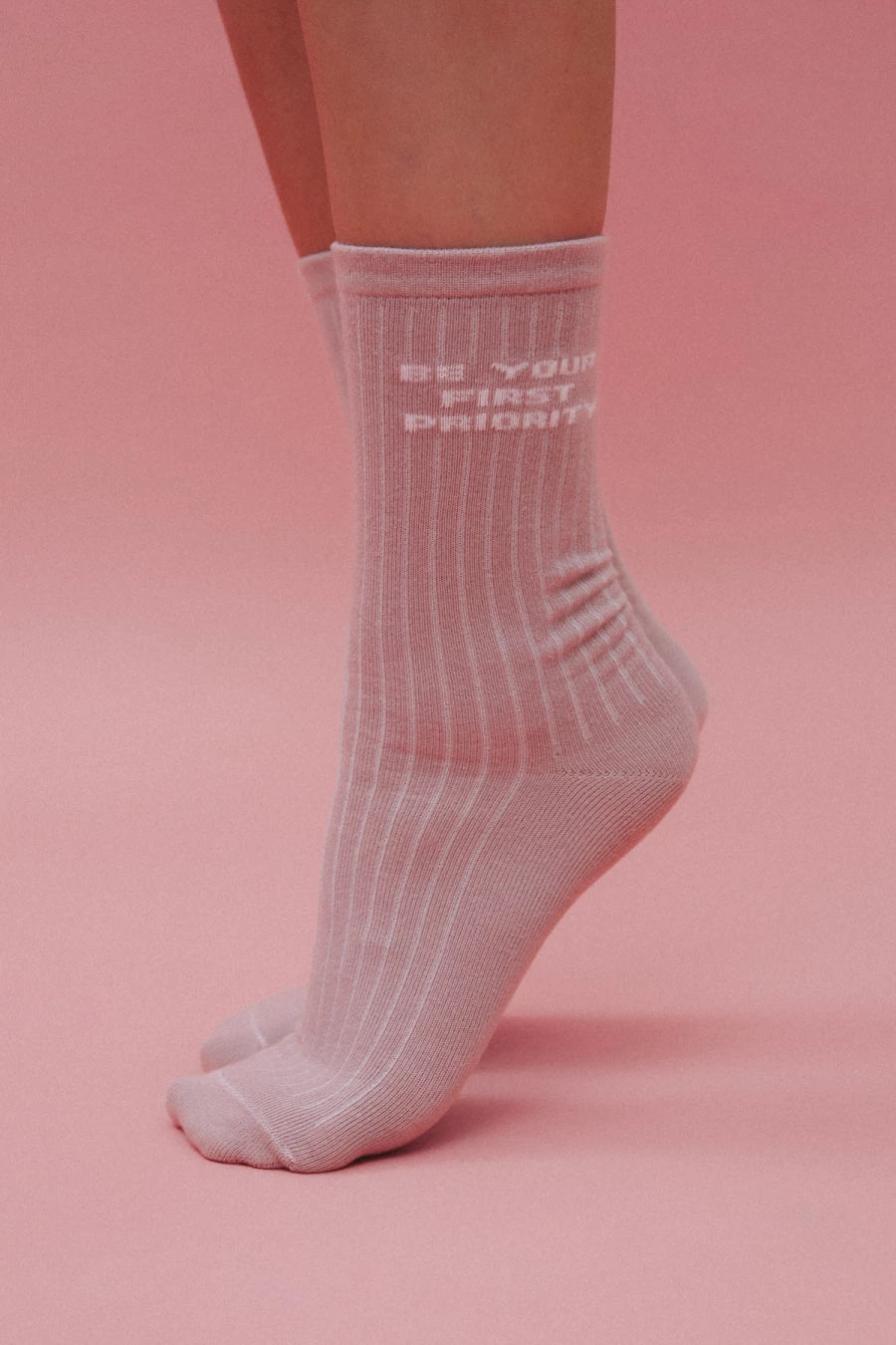 Pale pink cotton socks "Be your first priority"