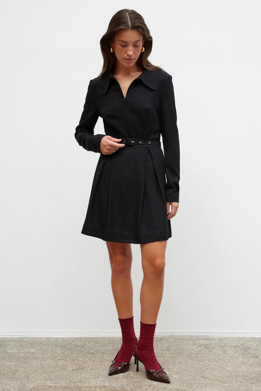 Black viscose short dress with collar