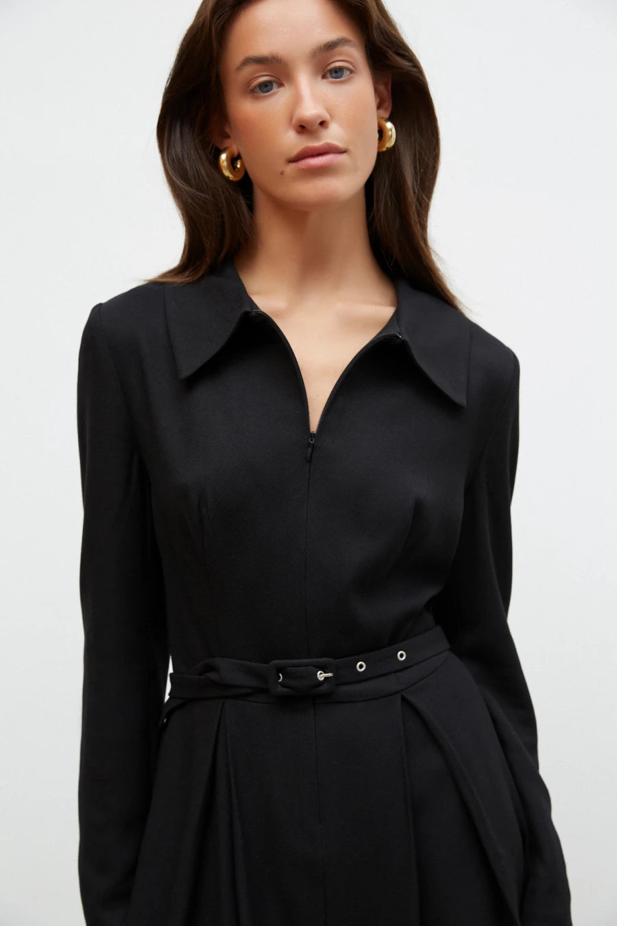 Black viscose short dress with collar