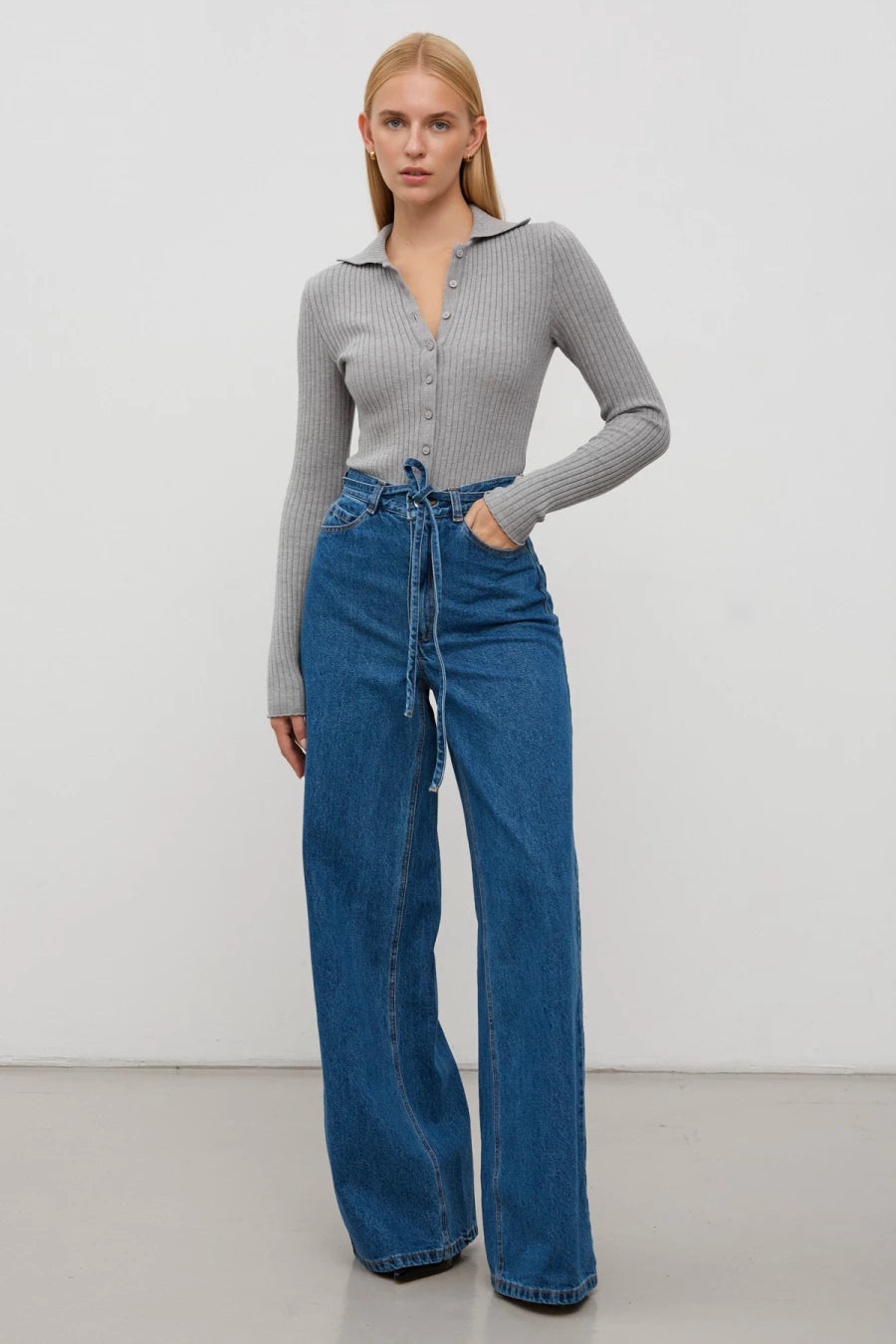 Elongated palazzo fit blue jeans