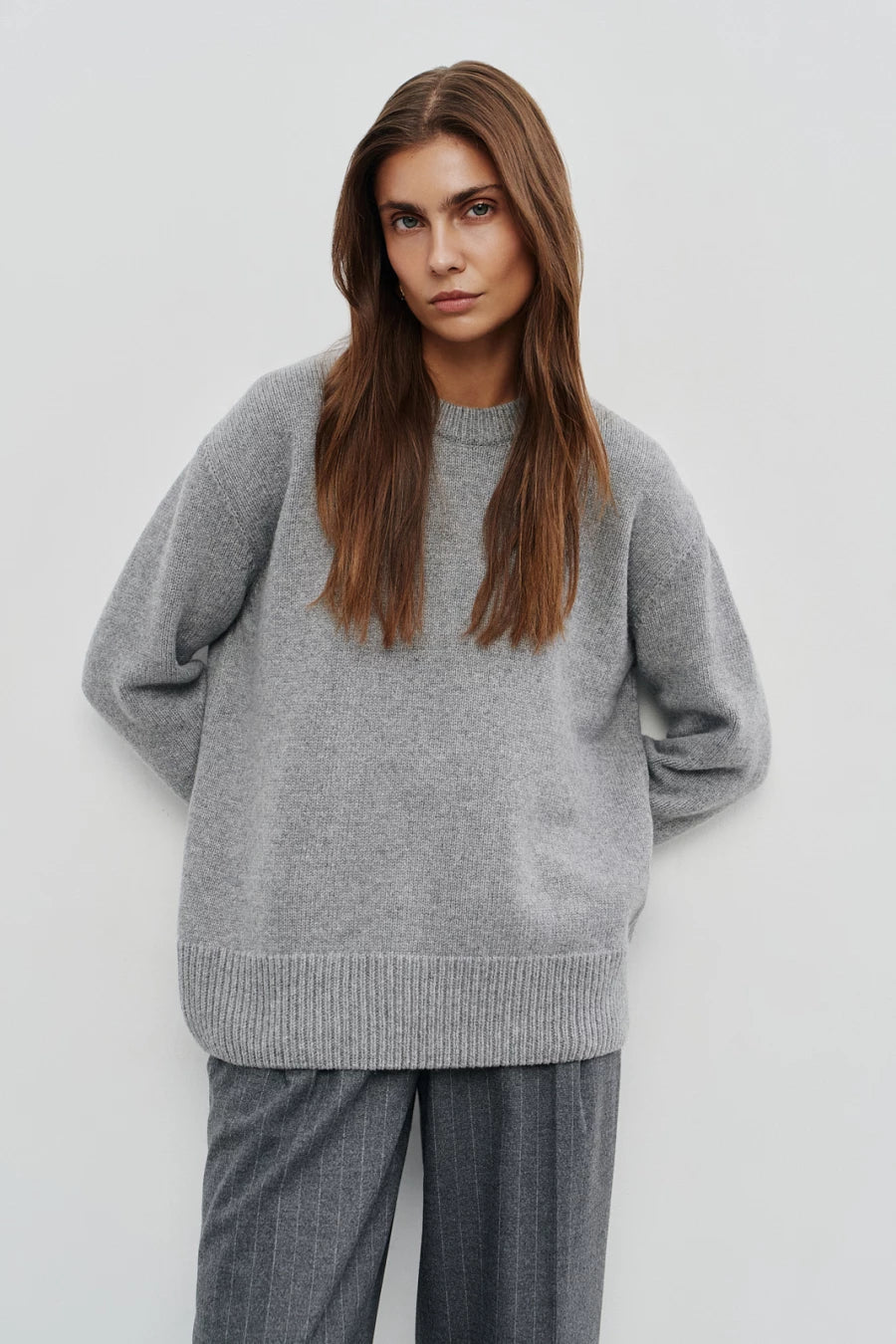 Gray cashmere  knit sweater