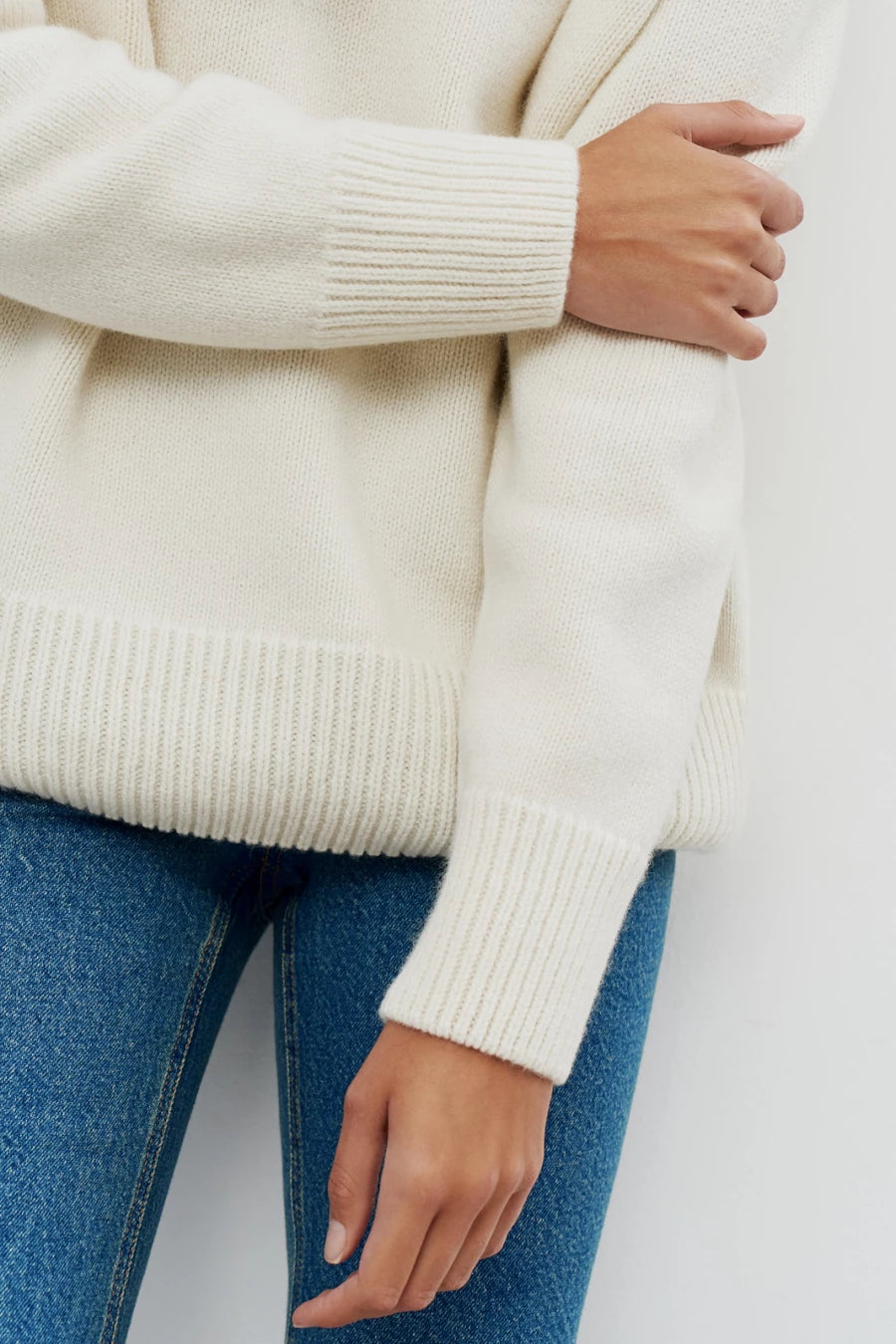 Milky cashmere knit sweater