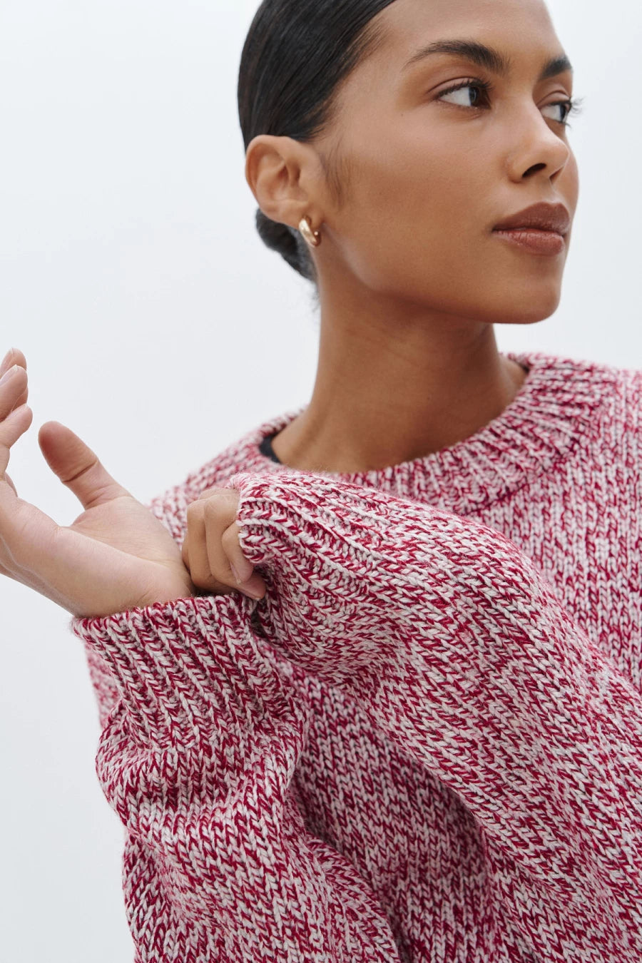 White and red cropped knitted sweater with wool